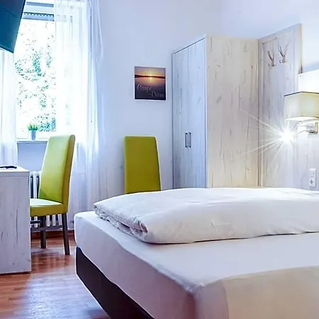 Ehranger Hof Hotel 3*
