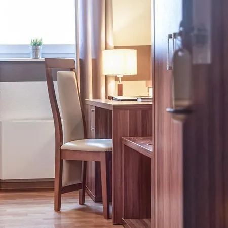 Ehranger Hof 3* トリーア