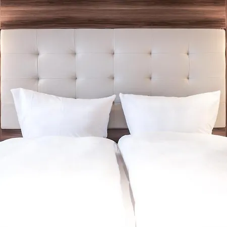 Ehranger Hof Hotel 3*